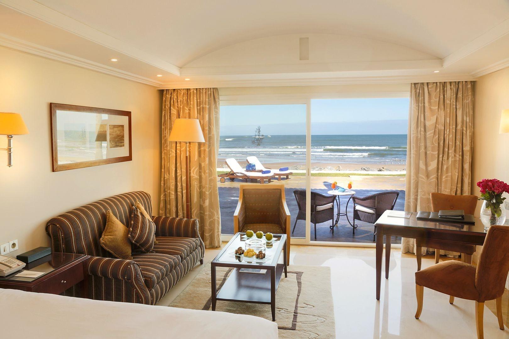 L' Amphitrite Palace Beach Resort & Spa Szhirat Kültér fotó