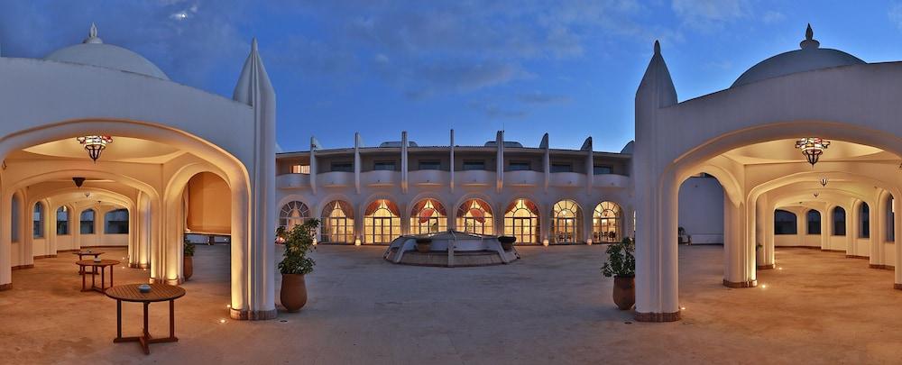L' Amphitrite Palace Resort & Spa Szhirat Kültér fotó