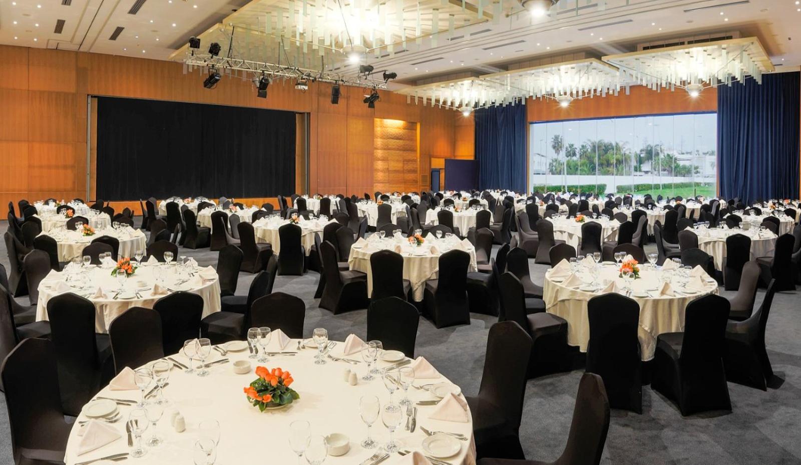 L' Amphitrite Palace Beach Resort & Spa Szhirat Kültér fotó