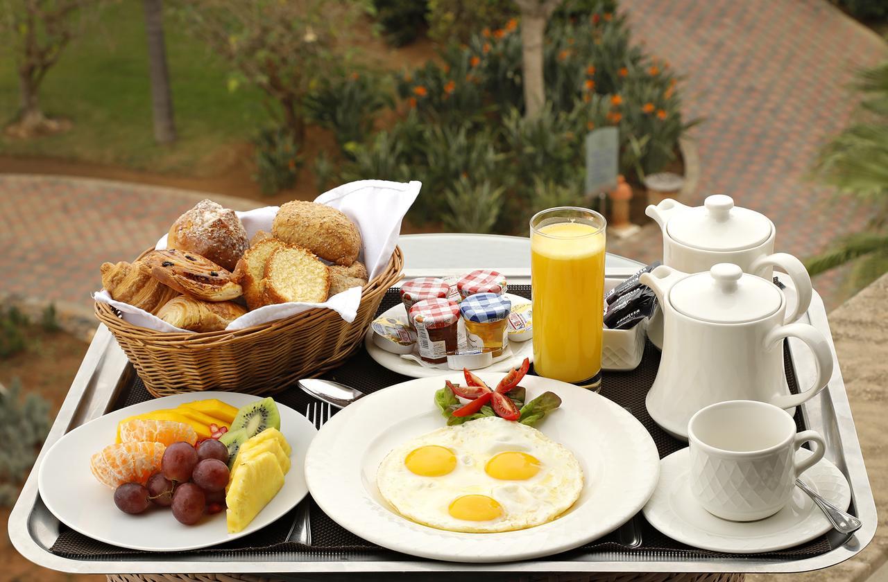 L' Amphitrite Palace Beach Resort & Spa Szhirat Kültér fotó