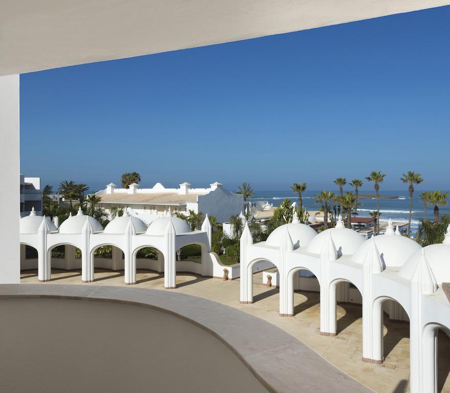 L' Amphitrite Palace Beach Resort & Spa Szhirat Kültér fotó